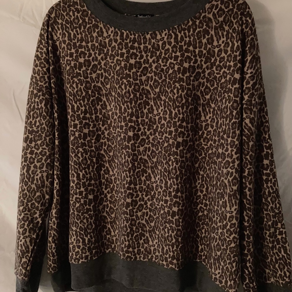 Splendid Leopard Print Top & Bottom Set - Picture 2 of 11